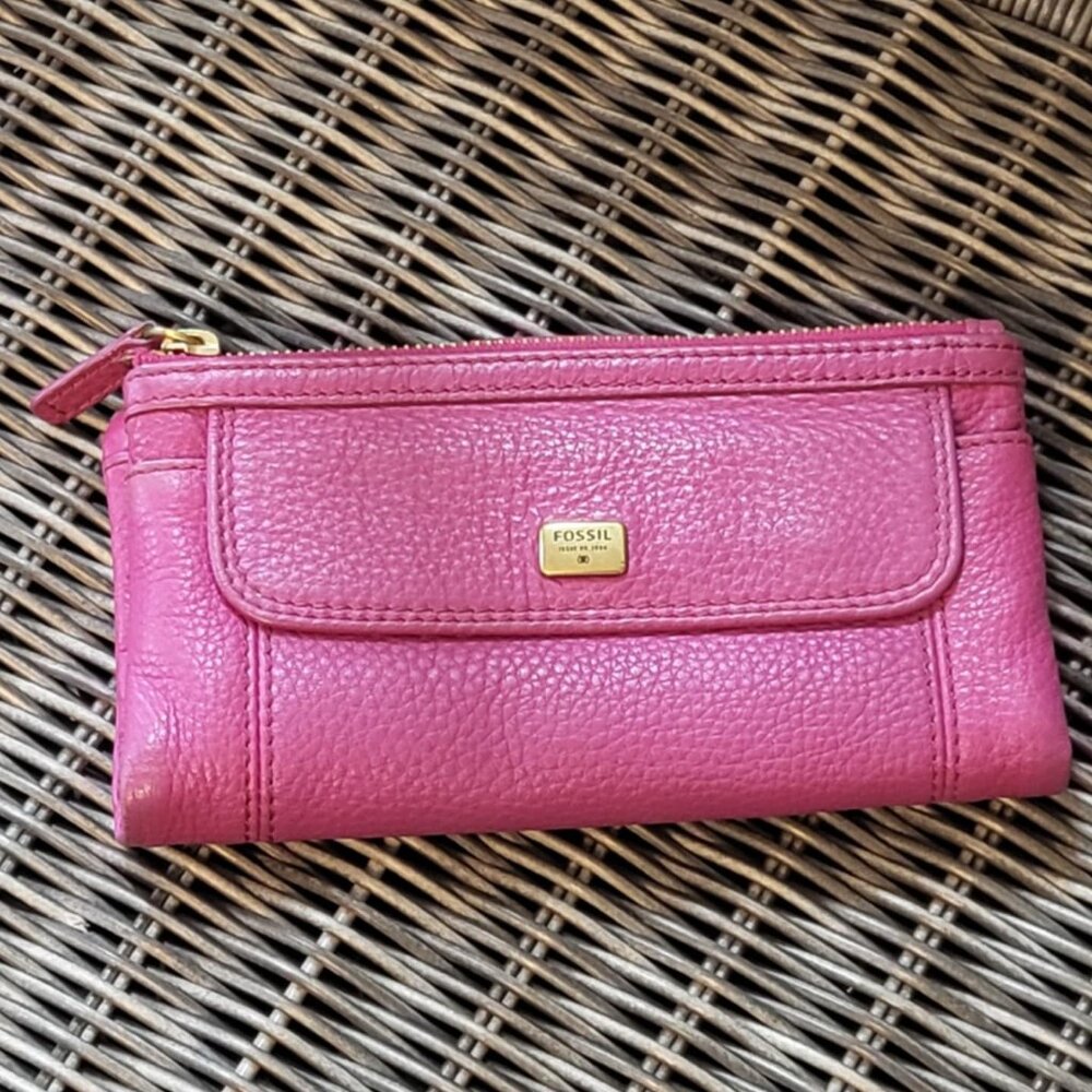 Fossil Issue No. 1954 Pink Leather Wallet - image 3